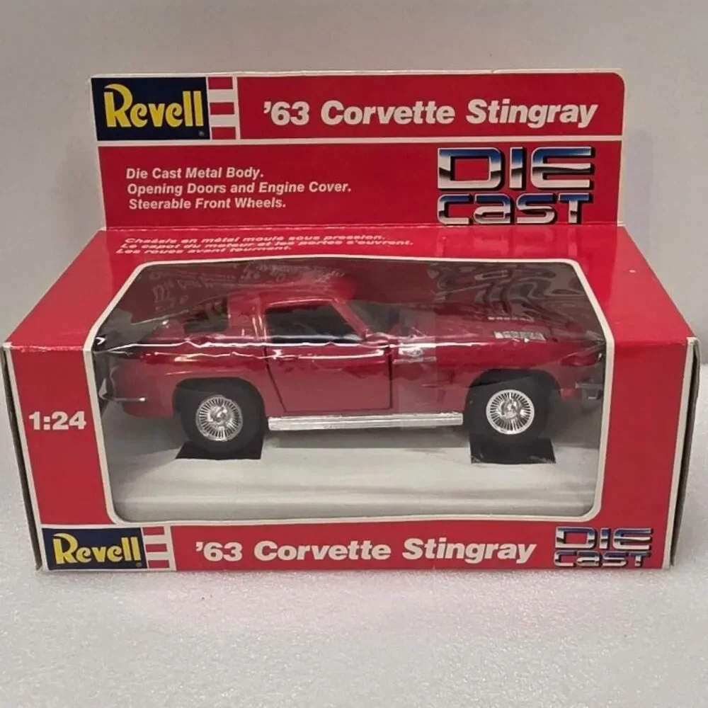 Revell Lot of 2 Scale 1:24 Diecast